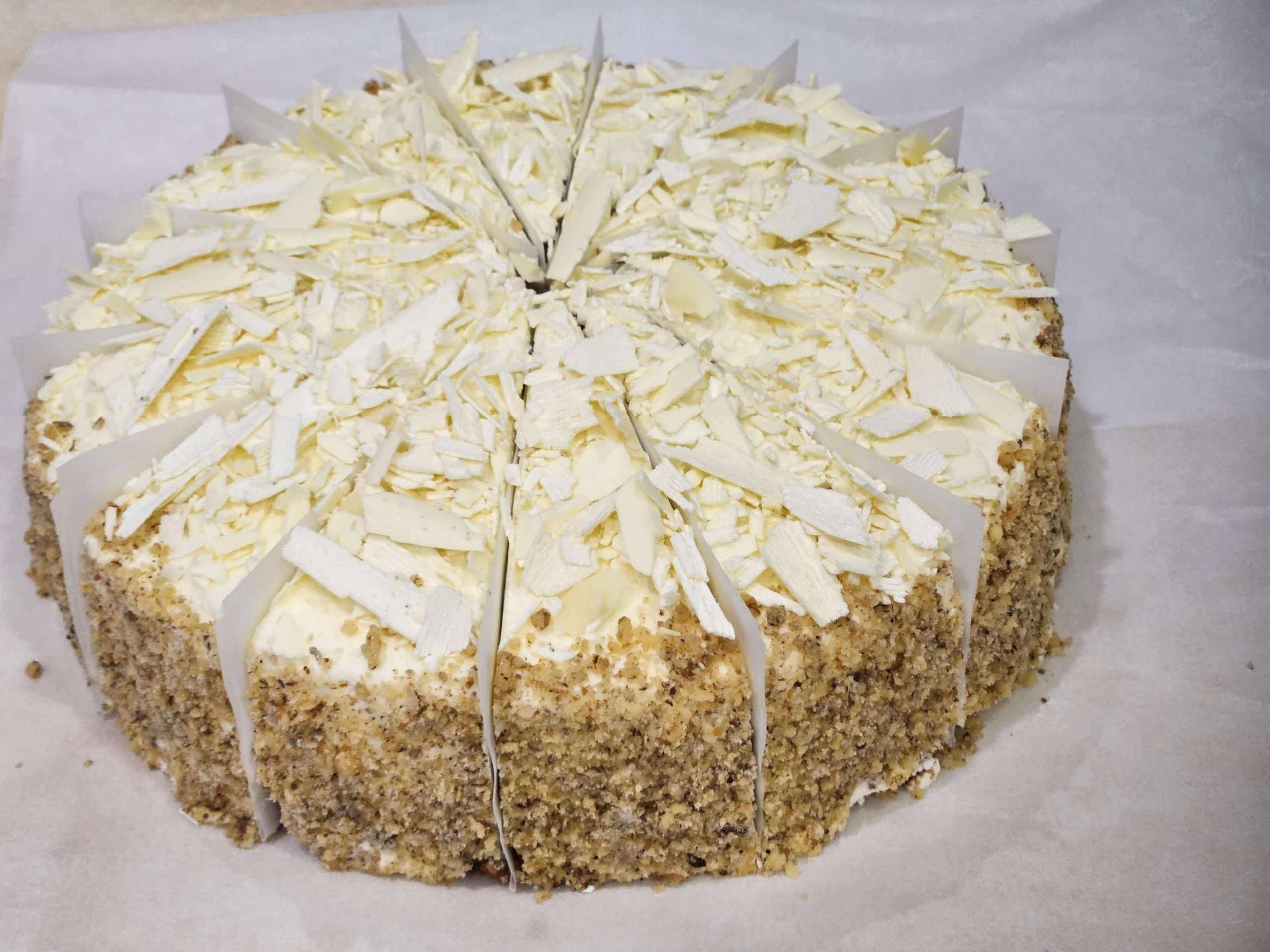10” Carrot Cake 2400g