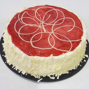 Strawberries and Cream Cake, 850g